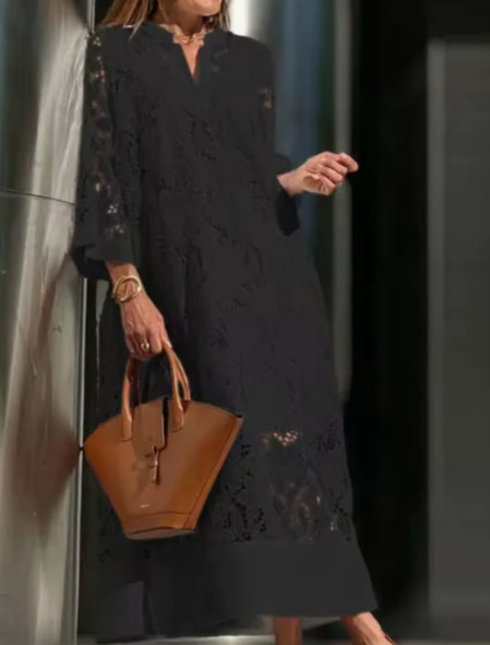 Victoria | Robe élégante en dentelle 